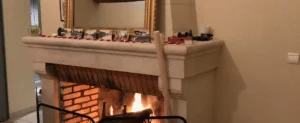 feu qui brule dans la cheminée