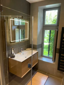 salle de bain tout confort