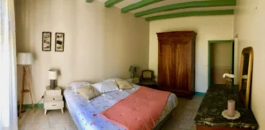 chambre propre et confortable avec lit 2 places